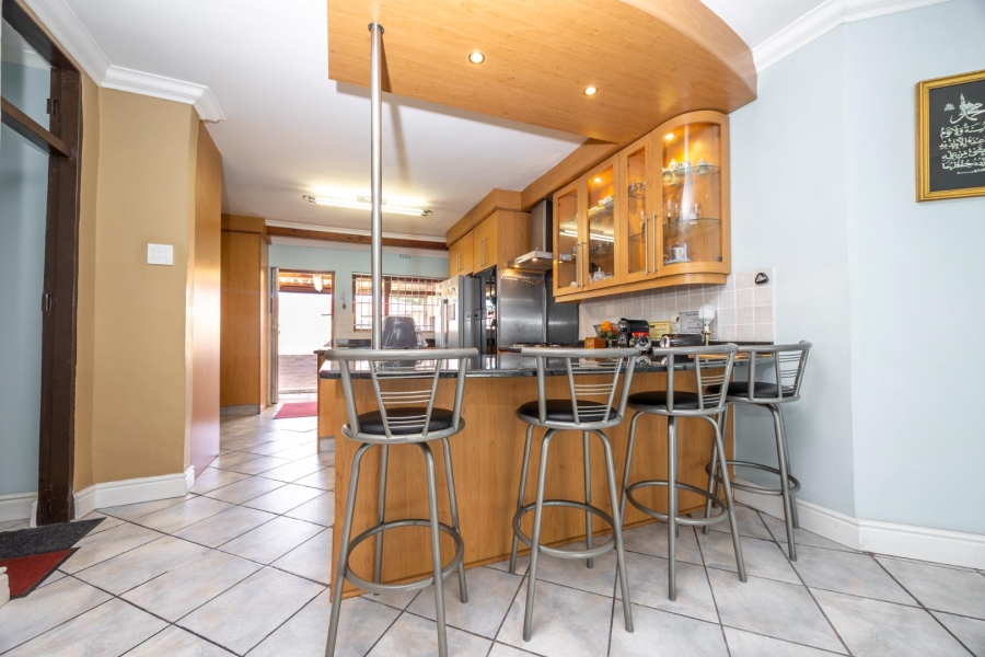3 Bedroom Property for Sale in Panorama Western Cape